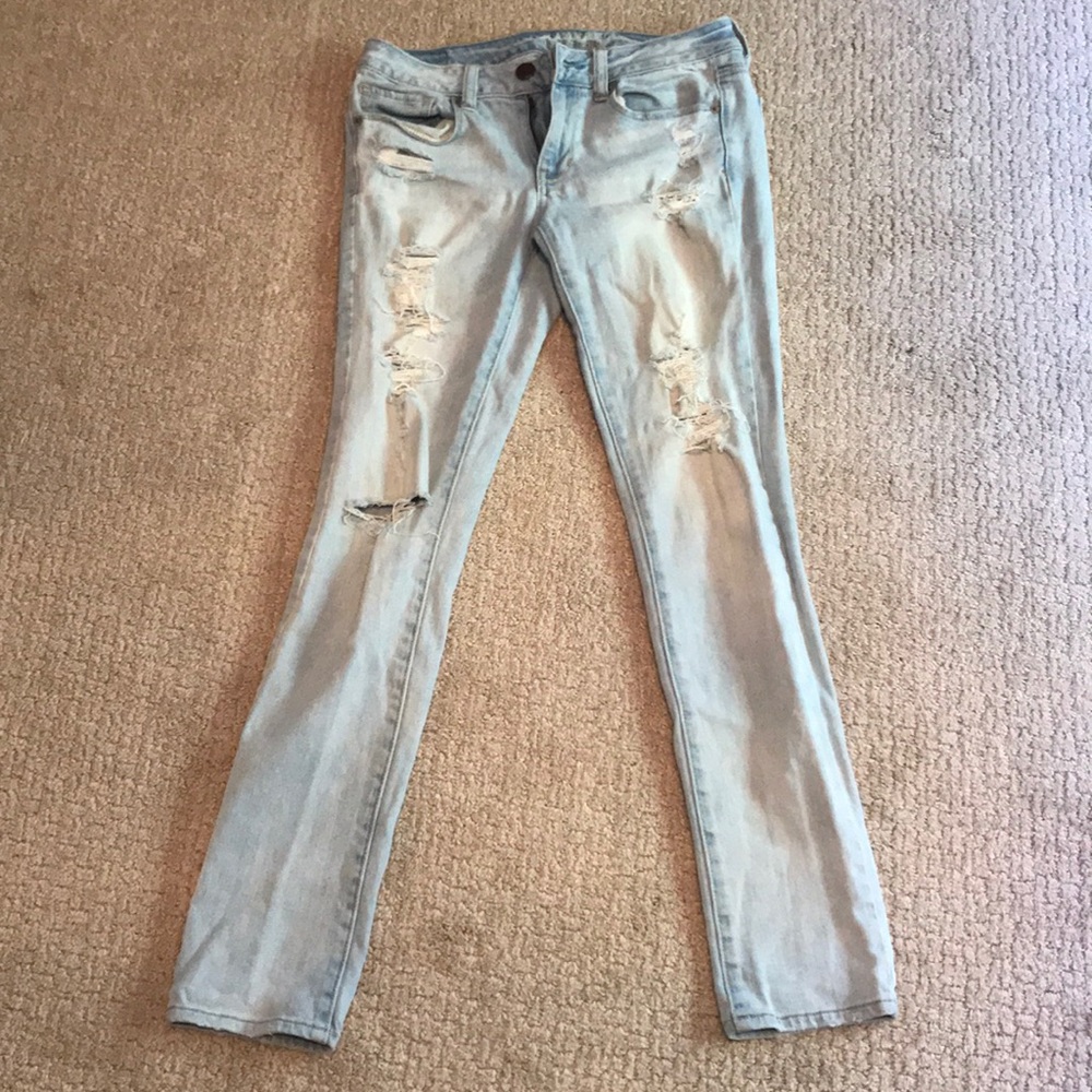 American eagle light wash jeans